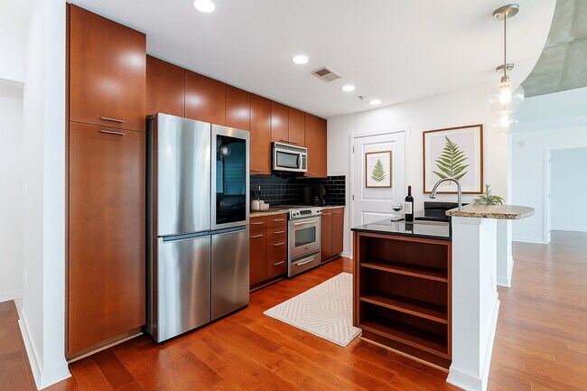 Photo - 3324 Peachtree Rd NE Apartment