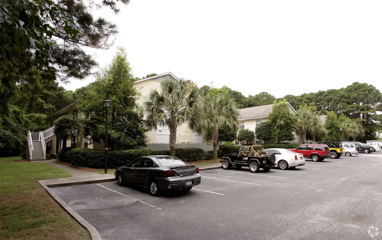 Building Photo - Woodscape Apartments