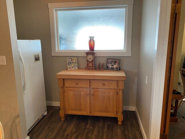 Foto del edificio - 3 br, 2 bath House - 1020 Woodhouse loop