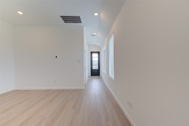 Building Photo - 27006 Coco Flower Ln