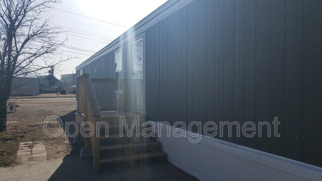 Foto del edificio - 24 Erin Ln