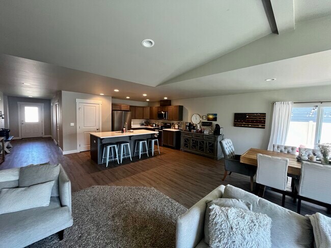 Foto del edificio - 2224 2nd St SE