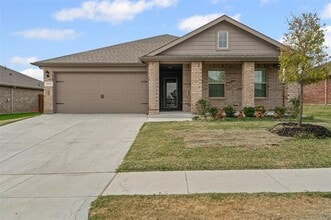 Building Photo - 373 Wildrose Cir