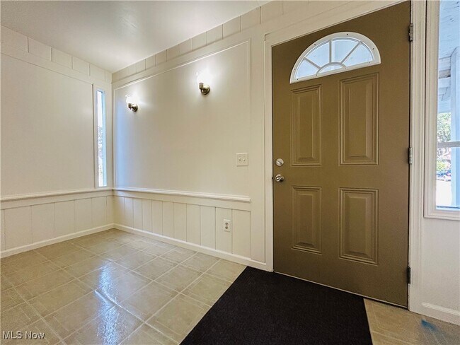 Foto del edificio - 481 Longmere Dr