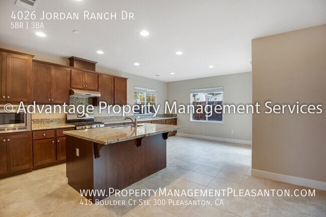 Foto del edificio - 4026 Jordan Ranch Dr