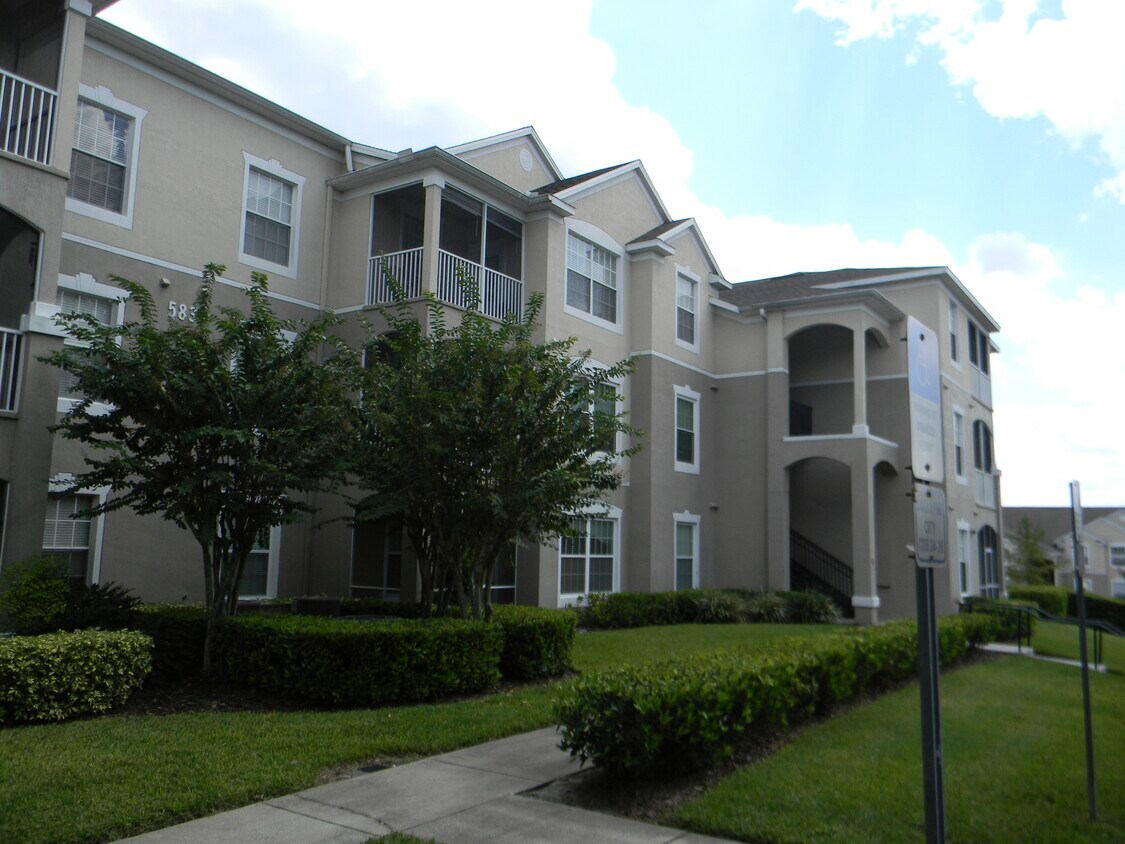 583 Brantley Terrace Way, Altamonte Springs, FL 32714 Condo for Rent
