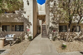 Building Photo - 4850 E Desert Cove Ave