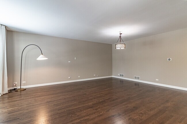 Foto del edificio - 2460 Violet St