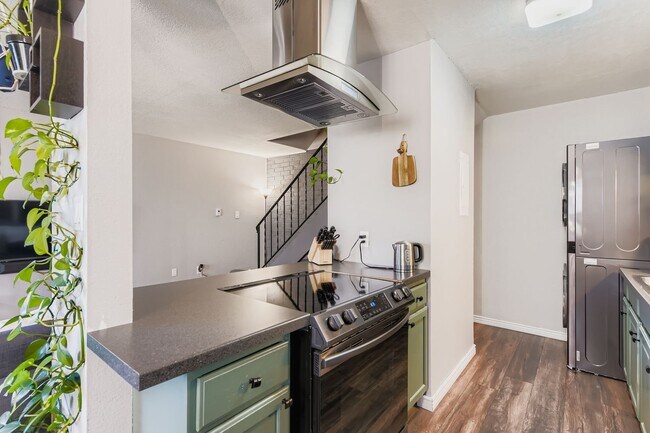 Foto del edificio - 7309 W Hampden Ave