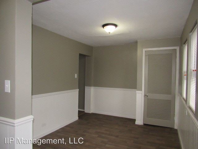 Building Photo - 10411 McCracken Blvd