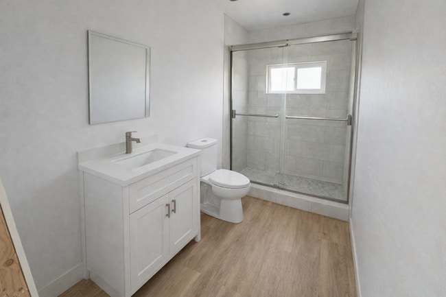 Building Photo - BRAND NEW (2026) 2 Bd/1 Ba on Tipton!!