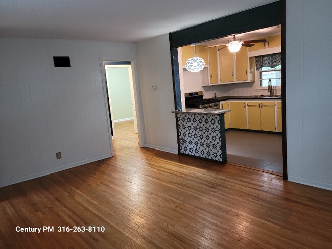 Foto del edificio - 5941 E Bellaire Ave