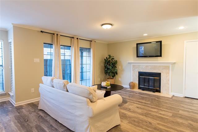 Building Photo - 2719 Silver Creek Dr