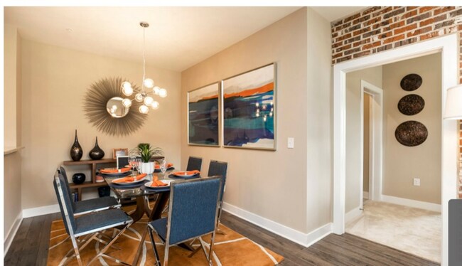 Foto del edificio - 637 Marion Ln