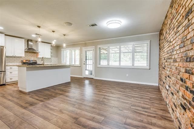 Foto del edificio - 1600 West Shore Dr