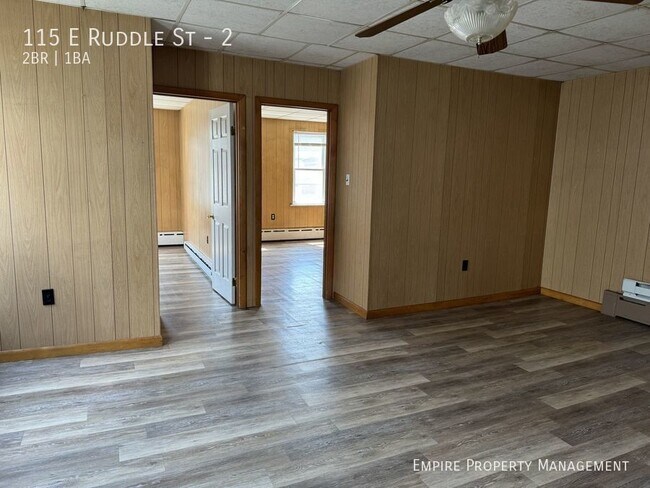 Building Photo - Available Now- 2 bedroom 1 bathroom in Coa...