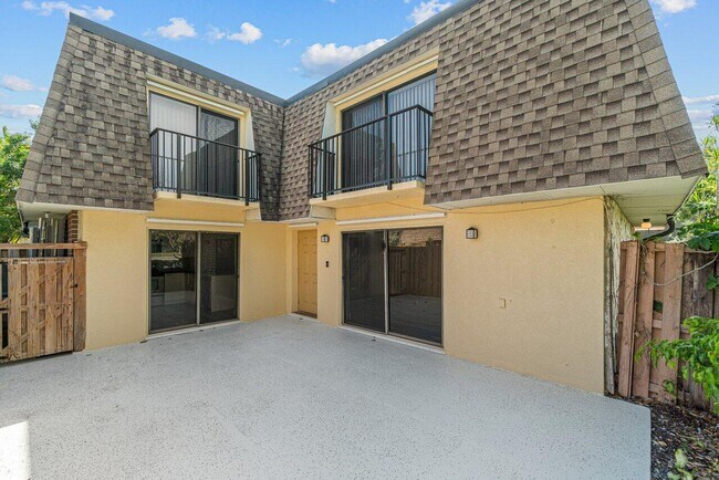 Foto del edificio - 2929 SW 22nd Cir