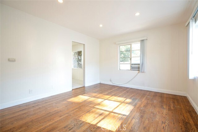Foto del edificio - 347 W Dryden St