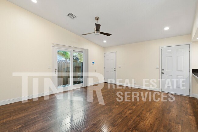 Foto del edificio - 3544 Treleaven Ct