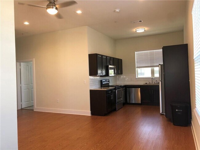 Building Photo - 2400 Louis Henna Blvd