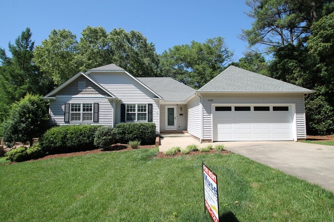 Building Photo - Exclusively Offered by Muse Realty, LLC