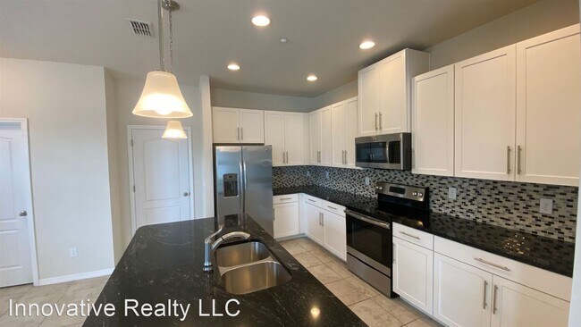 Foto del edificio - 3 br, 2.5 bath House - 7465 Aloma Pines Ct.