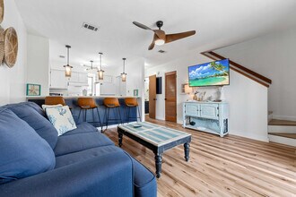 Building Photo - 928 Whelk Ct