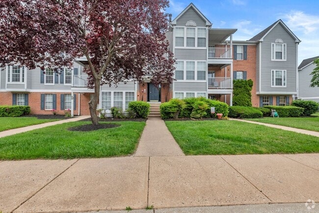 Building Photo - 38 Laurel Path Ct