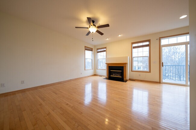 Foto del edificio - 15600 Tickseed Ln