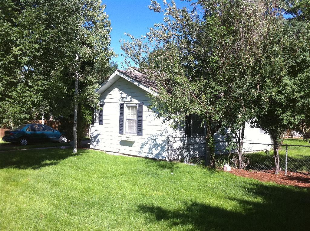 Primary Photo - Adorable 2BD/1BA House! Nice Yard! Great L...