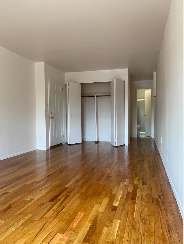 Building Photo - 84-24-24 98th St