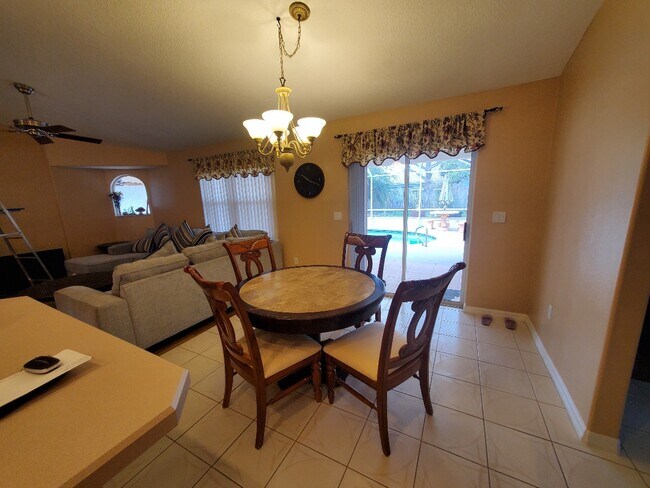 Foto del edificio - 8 Primrose Ln