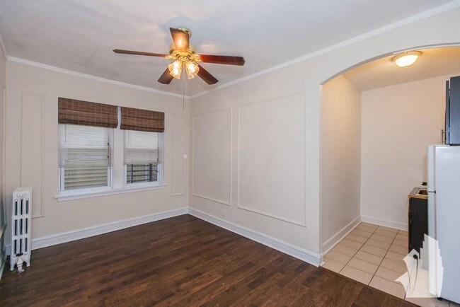 Foto del edificio - 2827 N Burling St