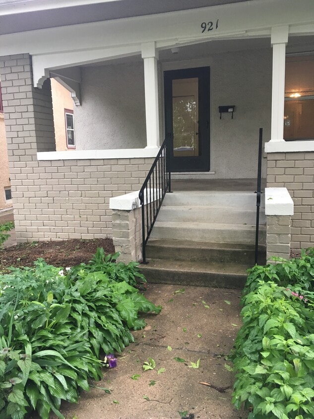 921 E Dayton St, Madison, WI 53703 House Rental in Madison, WI