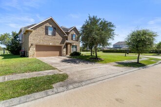 Building Photo - 20907 Sedgefield Meadows Ct