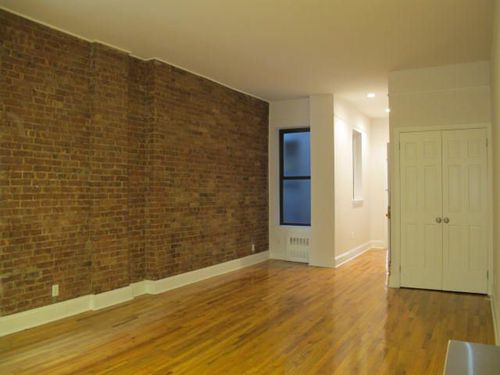 Building Photo - 652 Amsterdam Ave