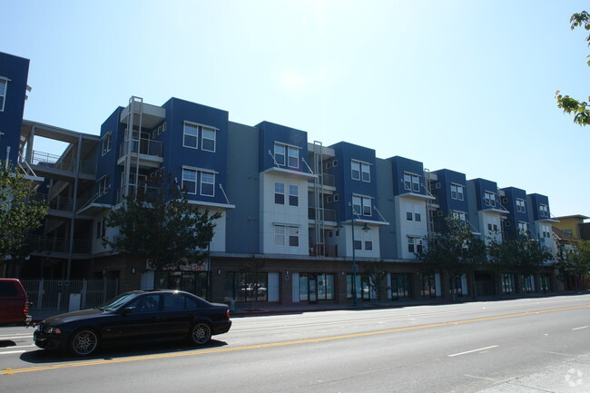 Building Photo - Andante Emeryville