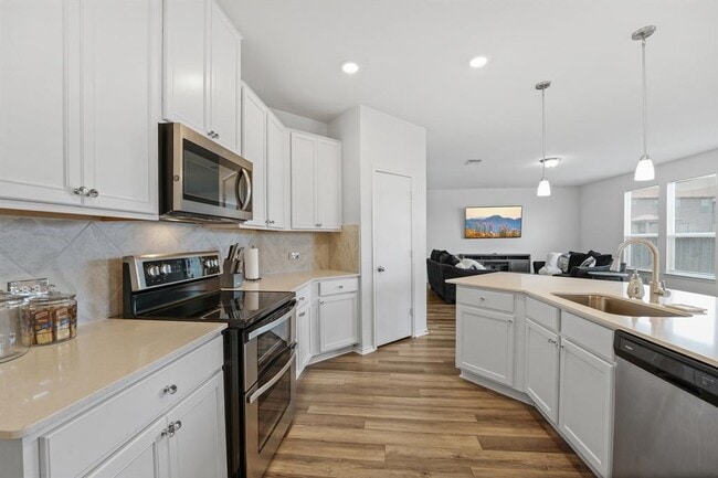 Building Photo - 113 Uncle Billy Wy