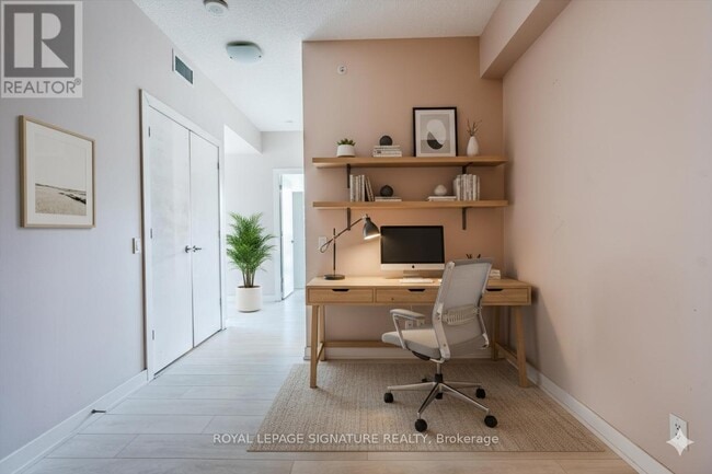 Building Photo - 2220 Lake Shore Blvd W