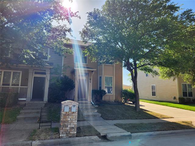 Building Photo - 10625 Traymore Dr
