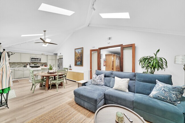 Foto del edificio - 33761 Robles Dr