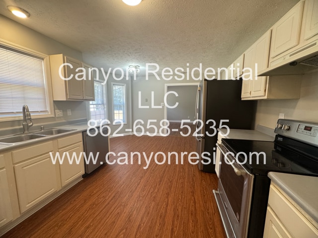 Foto del edificio - 118 Bayou Ct