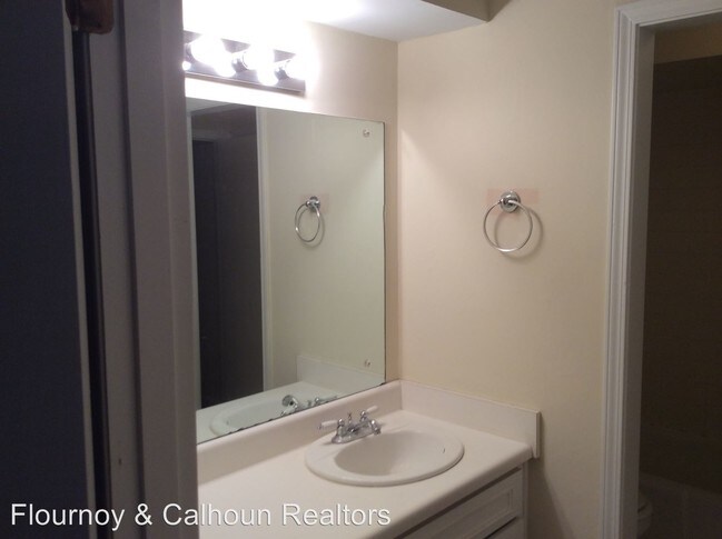 Foto del edificio - 2 br, 1 bath House - 1208 18th Avenue