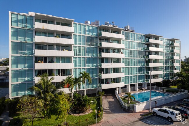 Foto del edificio - Vernon Arms Apartments