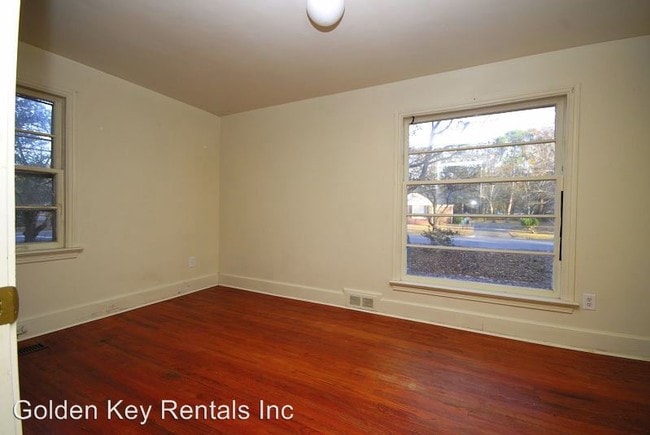 Building Photo - 3 br, 1 bath House - 601 S Andrews Ave.