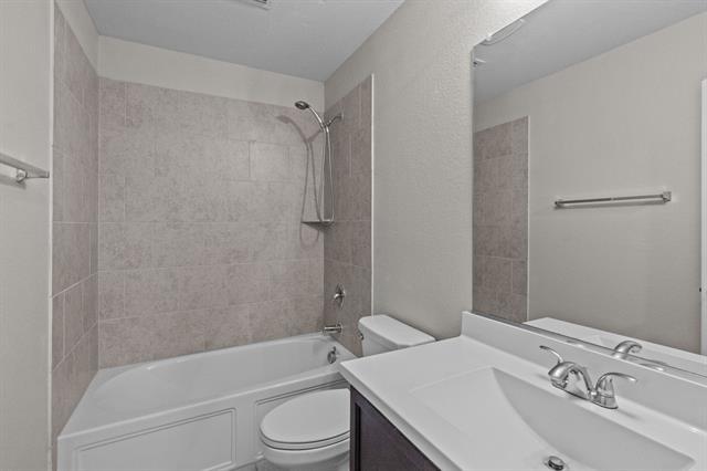 Building Photo - 8921 Finn Ln