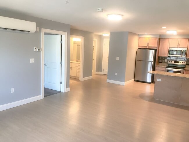 Interior Photo - Pointe Place - Pointe Place Development