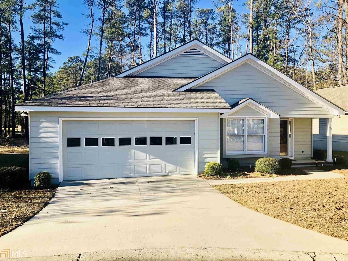 Primary Photo - 112 Oak Pointe Cir