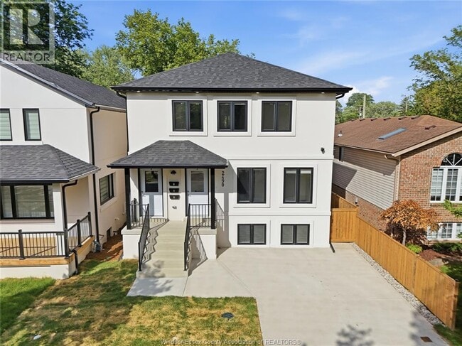 Building Photo - 2490 George Ave