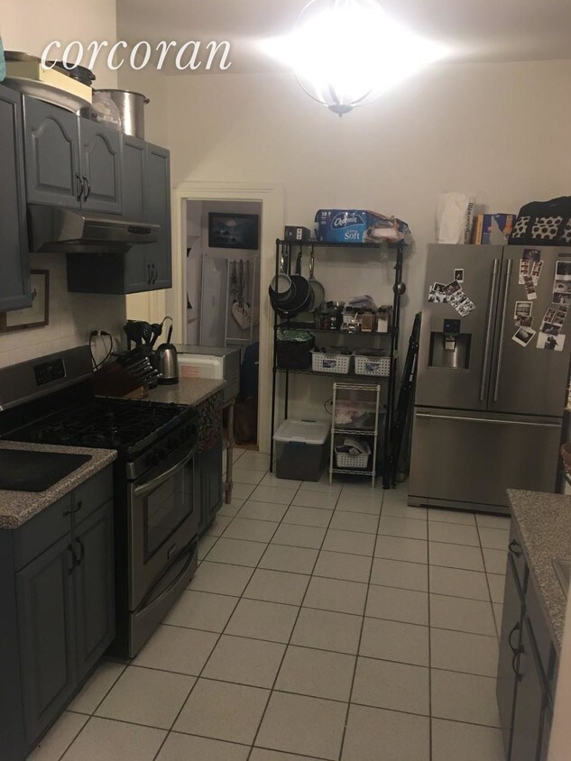 170 Kent St, Brooklyn, NY 11222 Townhome Rentals in Brooklyn NY